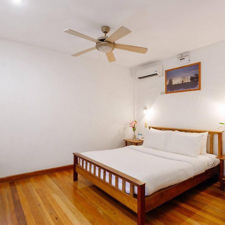 The Strand Boutique Resort Balabag  Экстерьер фото