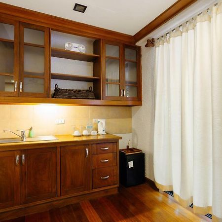 The Strand Boutique Resort Balabag  Экстерьер фото