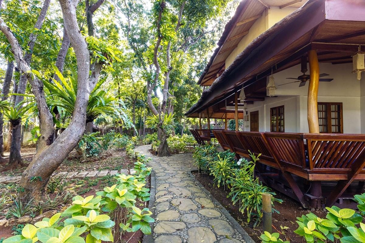 The Strand Boutique Resort Balabag  Экстерьер фото