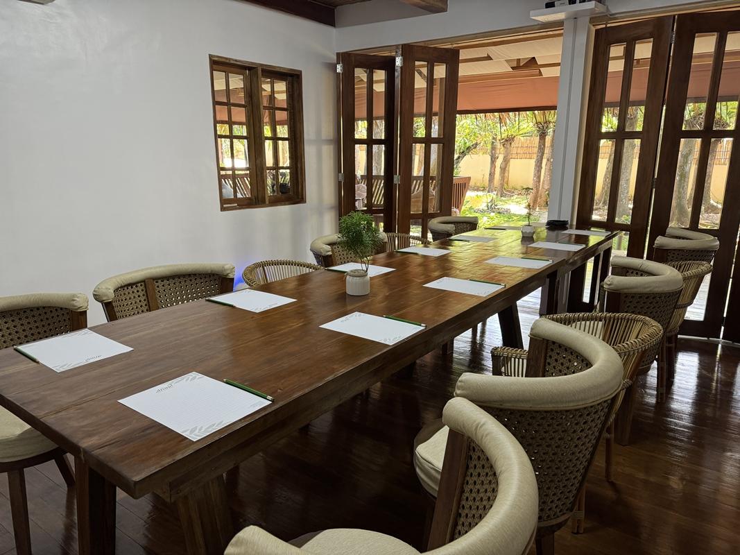 The Strand Boutique Resort Balabag  Экстерьер фото