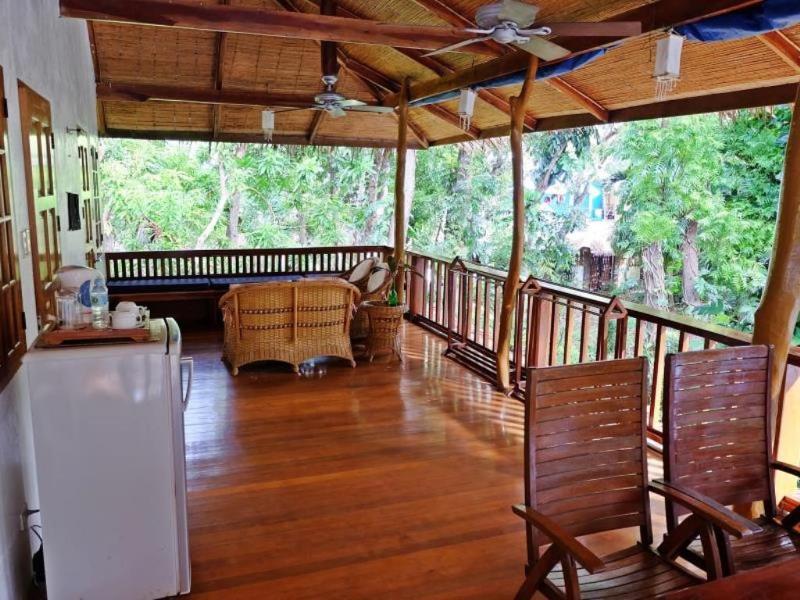 The Strand Boutique Resort Balabag  Экстерьер фото