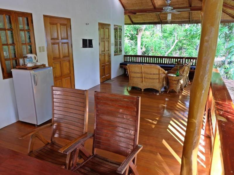 The Strand Boutique Resort Balabag  Экстерьер фото