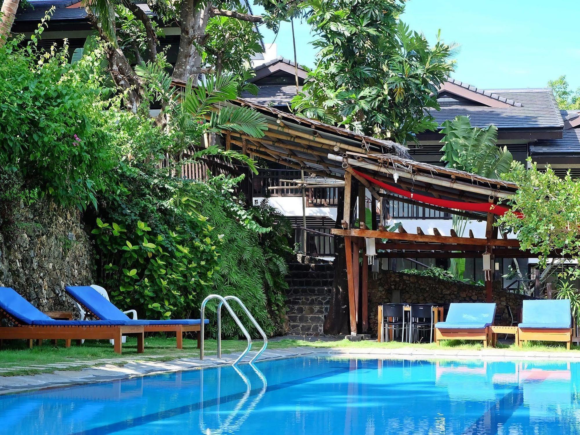 The Strand Boutique Resort Balabag  Экстерьер фото